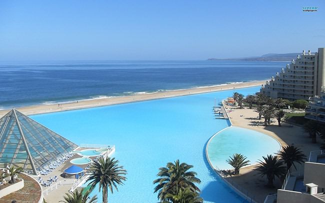 27 Breathtaking Swimming Pools That Will Make You Wish Summer Was Here ...