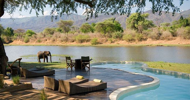 slider_chongwe_river_house_pool