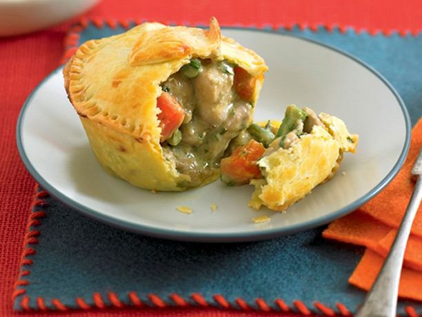 Green Chicken Curry Pie