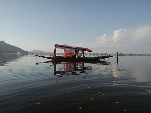 dal-lake