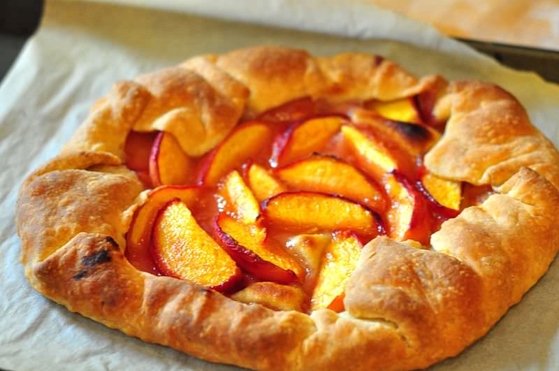 Peach crostata at zunni cafe