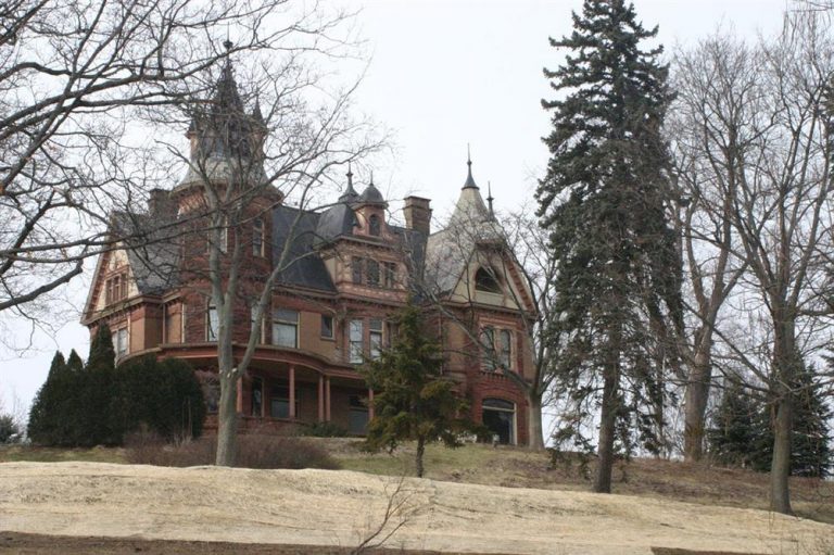 Henderson Castle Kalamazoo Haunted Flavorverse