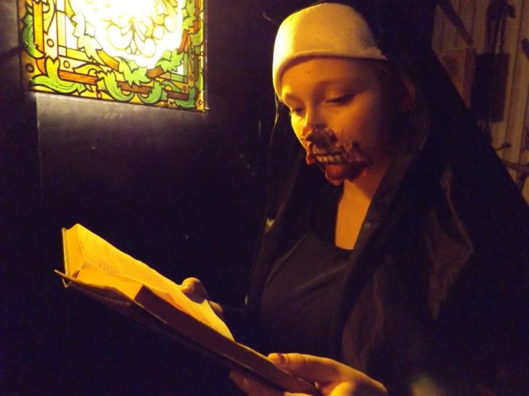 24 Best Haunted Houses in Wisconsin to Send a Chill down Your Spine