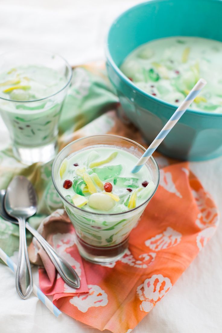 light-green milky drink with fruit and jello visible