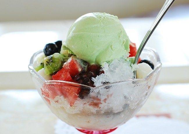 Patbingsu – Korean Shaved Ice Dessert