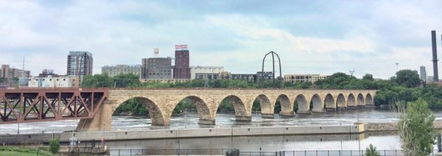 Free Things in Minneapolis the Stone Arch Bridge