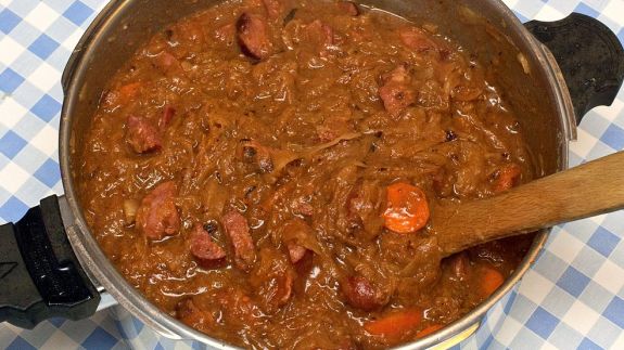 Bigos – Popular Homemade Stewed Meat Dish