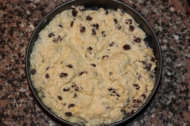 Goody Traditional Irish Bread Pudding Dessert