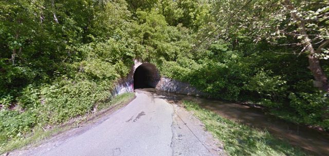 Tennessee Sensabaugh Haunted Tunnel, Hollow Rd, Church Hill