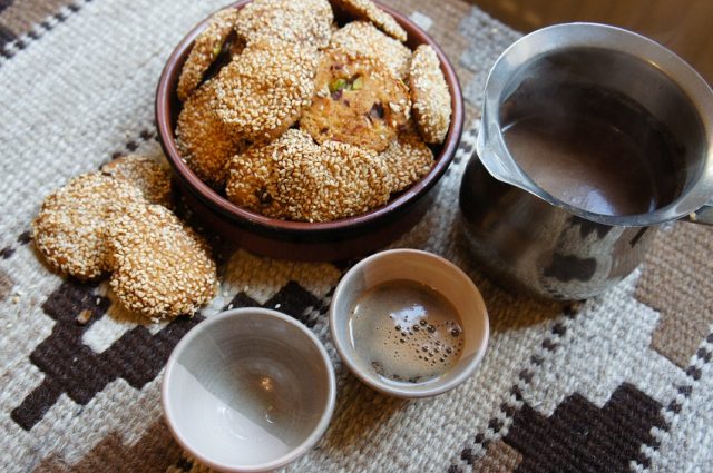 食品Barazekシリアのデザートのためのセサミクッキー