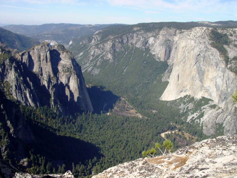 El Capitan Yosemite National Park CA Hiking Trail - Flavorverse