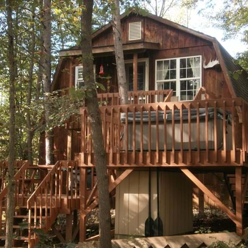 8 Of The Wonderful And Scenic Tree Houses In Ohio For An Eventful