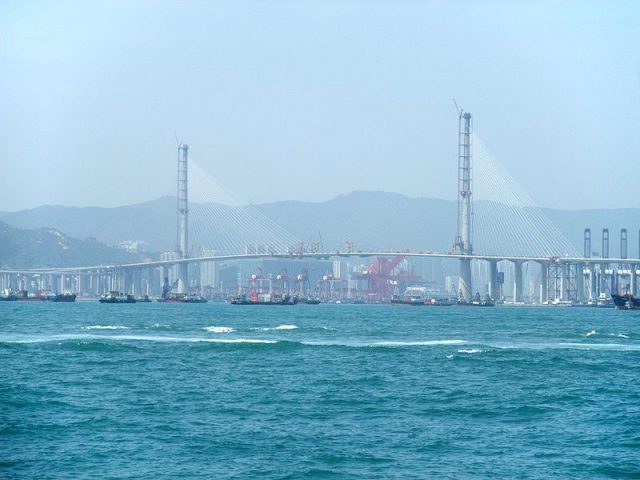 Stonecutters Bridge Tallest in the Earth