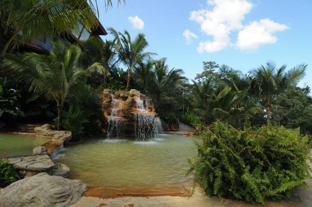 Best Los Perdidos Hot Springs in Costa Rica