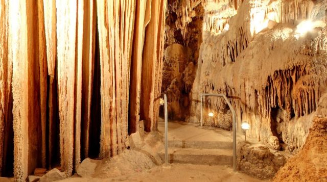 Best Bridal Cave in Missouri