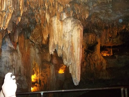 Best Jacob's Cave in Missouri
