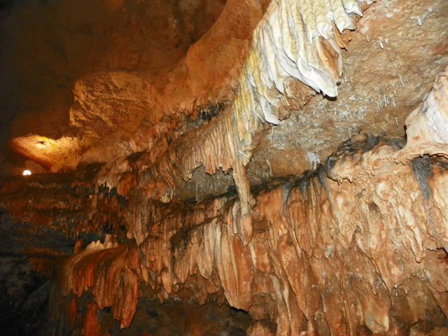Jacob's Cave in Missouri