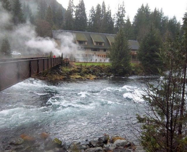 Belknap Hot Springs in Oregon