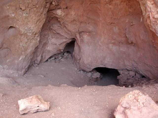 Cave of the Domes Arizona