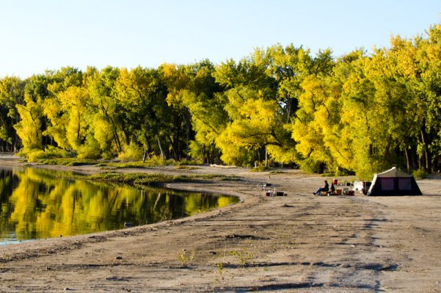 Lake Minatare State Recreation Area Camping in Nebraska