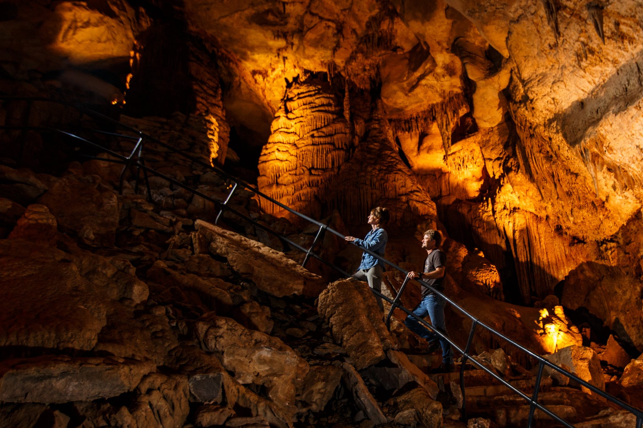 10 Of the Best Tennessee Caves to Visit at least Once - Flavorverse