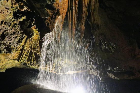 Tuckaleechee Caverns to Visit in Tennessee