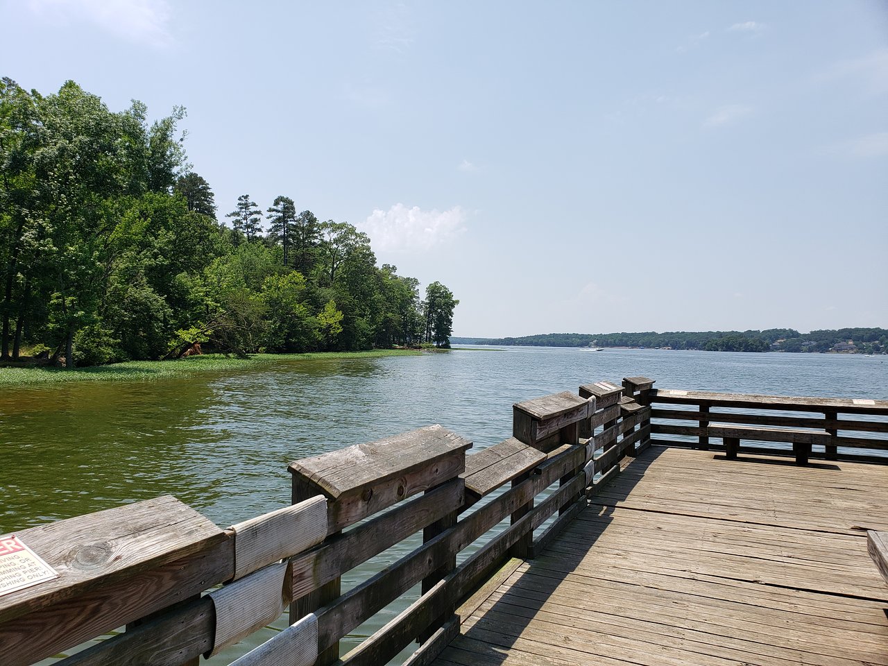 20 Best Lakes in North Carolina to Enjoy Your Vacation Flavorverse