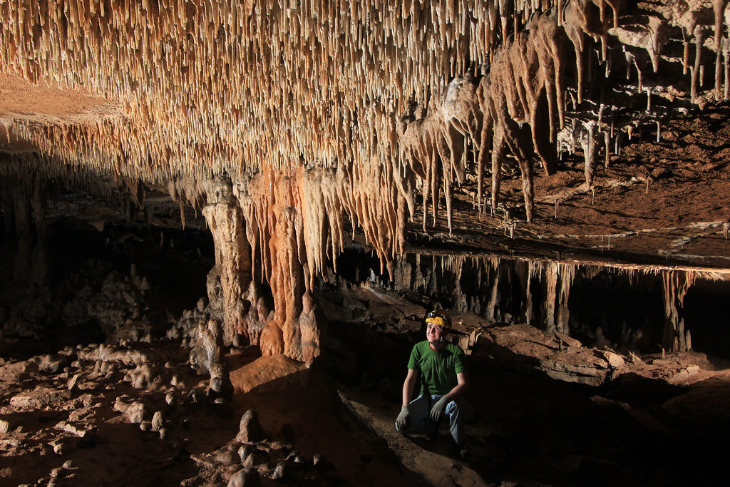 guided cave tours in georgia