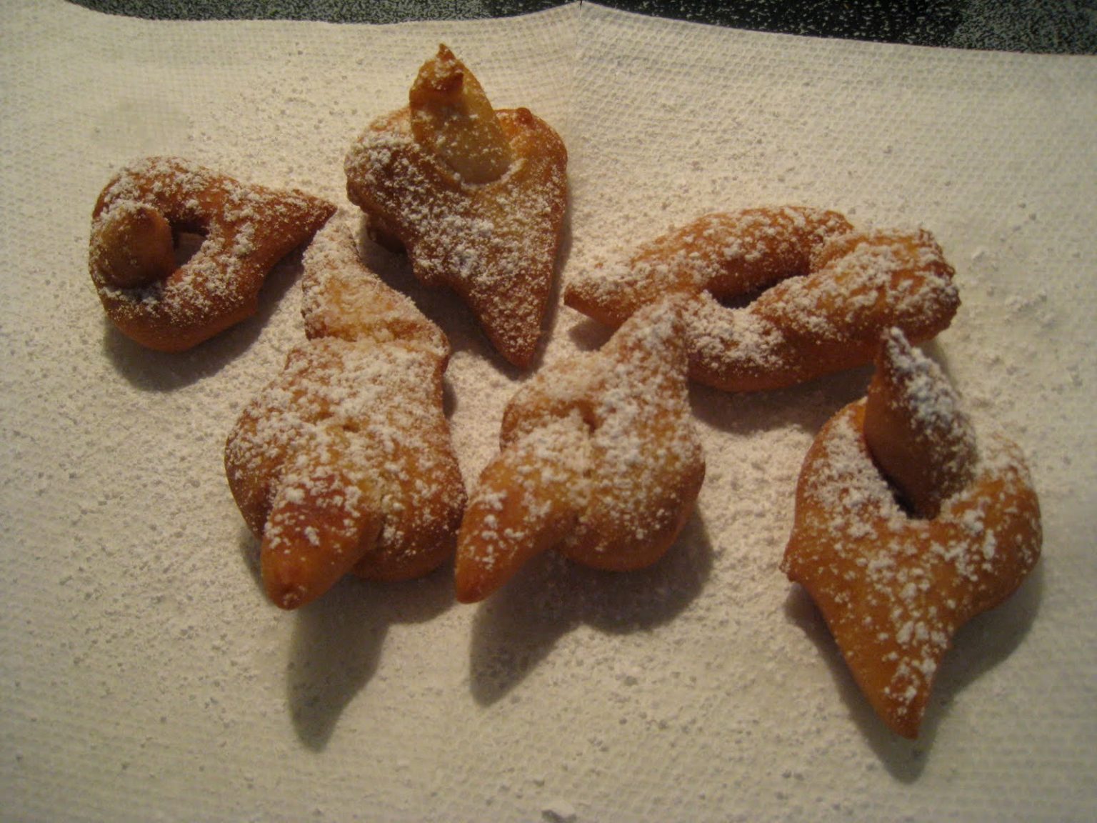 14 Delicious Norwegian Desserts in Your Must Eat List