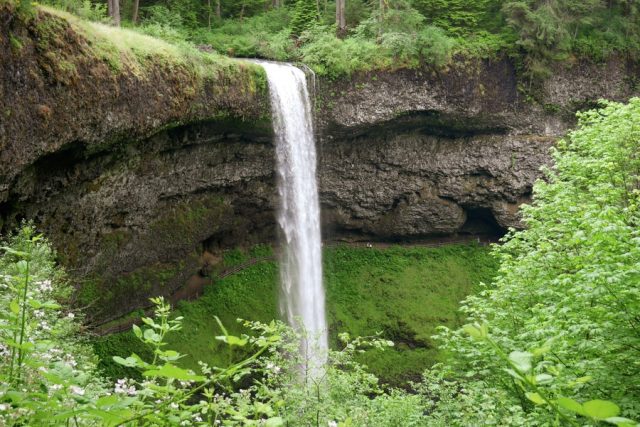 Trail of Ten Falls in Northern Oregon