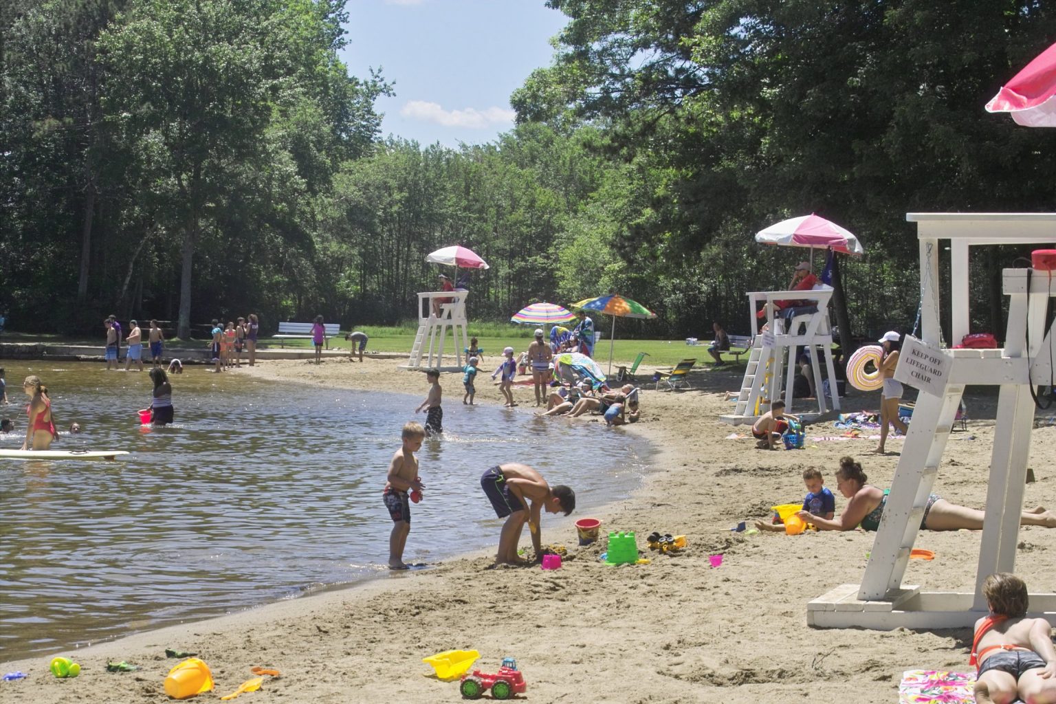 17 Best Lakes in Rhode Island for an Enjoyable Vacation