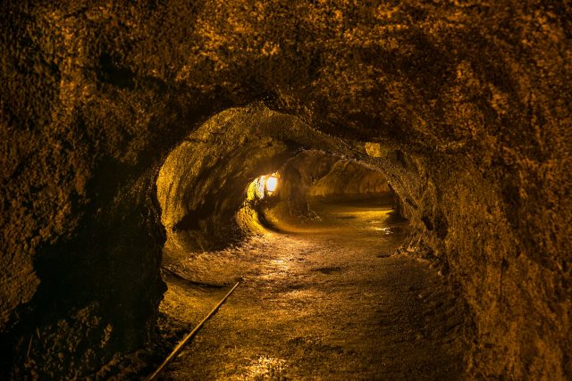 Caves in Hawaii